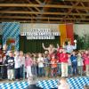 Fröhlicher Beitrag der Kindergartenkinder